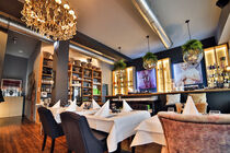 Restaurant Premium Lounge impressions and views